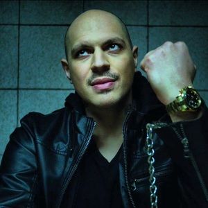 Meet your Posher, Adrian